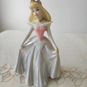Vintage Aurora from Sleeping Beauty Disney Statue